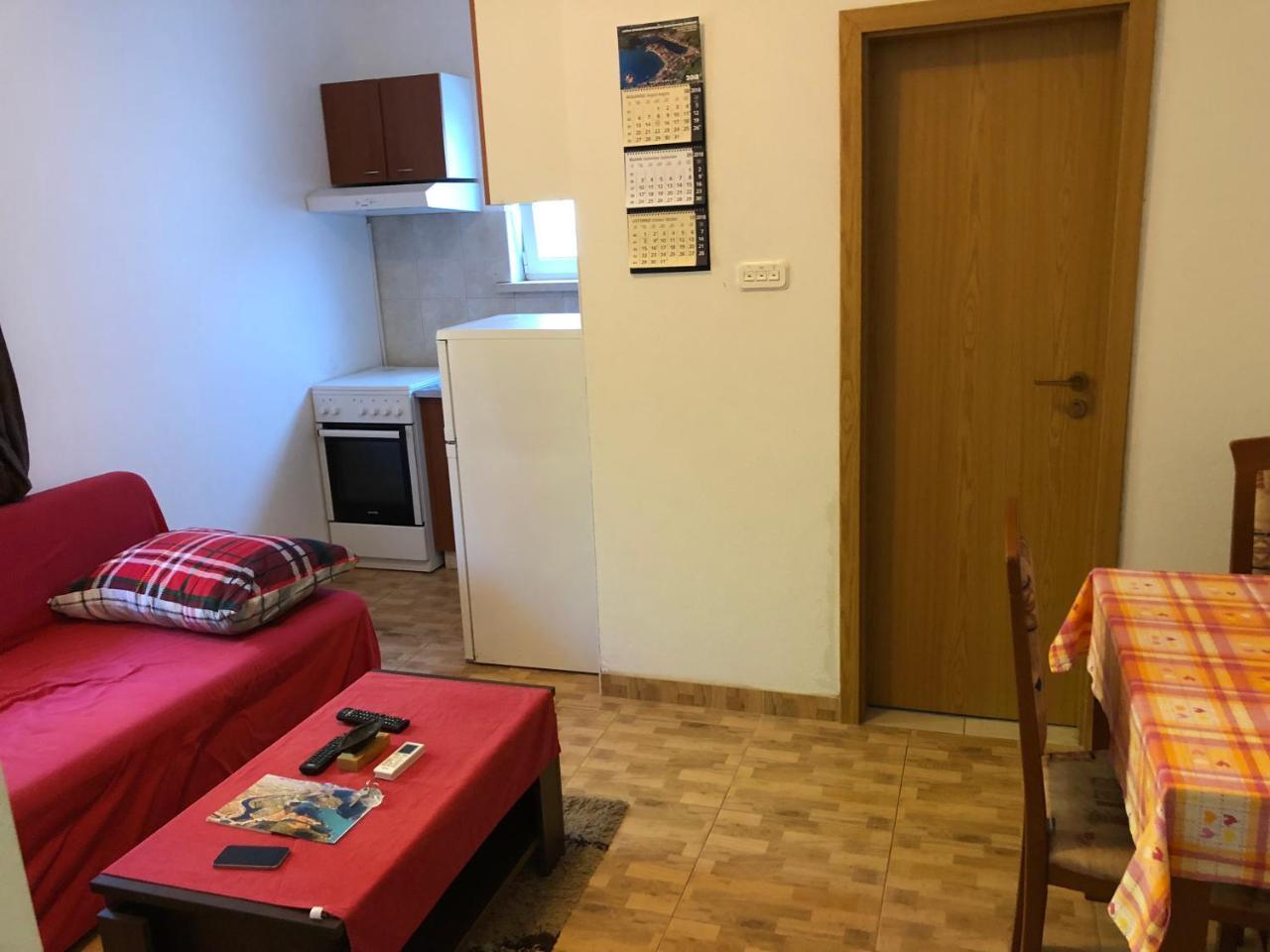 Apartment Villa Nikola 블라체 외부 사진